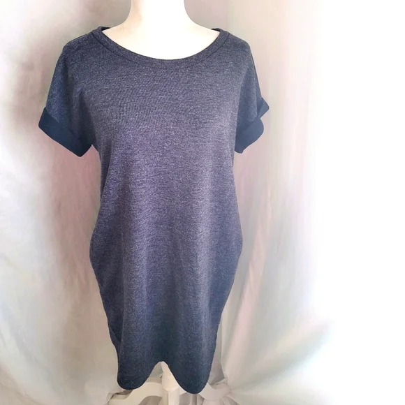 Adrienne Vittadini Casual sweater dress with pockets short sleeve comfy medium - Picture 1 of 4